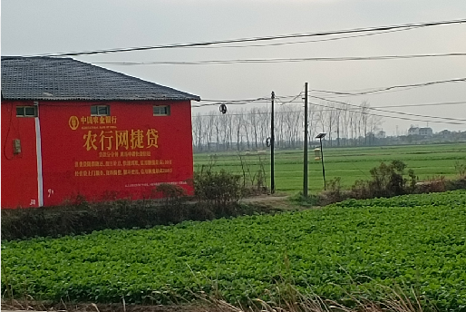 贵定如何防止墙体广告褪色呢？