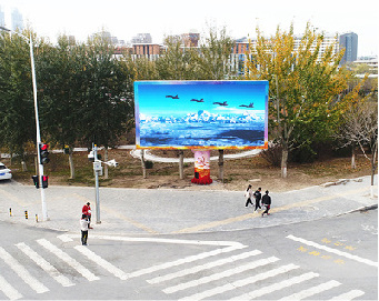 贵定户外大屏广告投放要点。